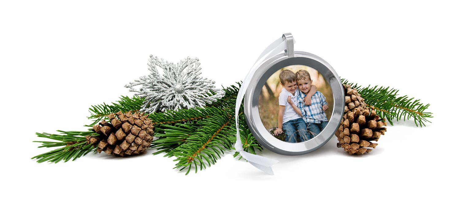Framed Metal Print Photo Ornaments Printed on Aluminum with a Silver Frame