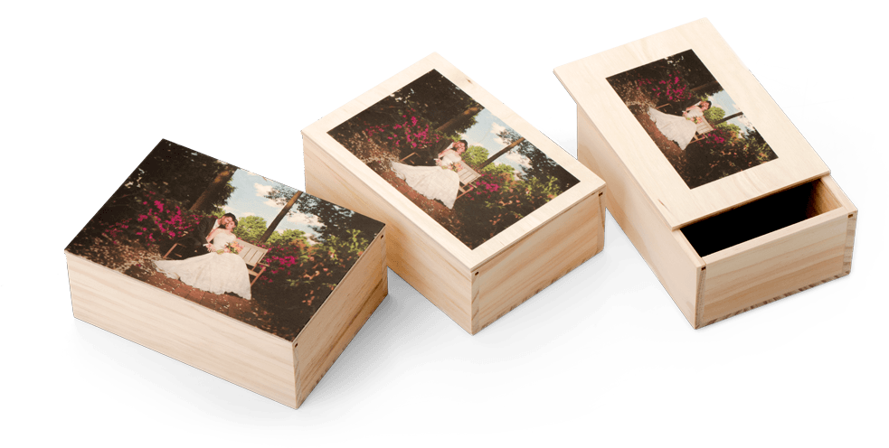 https://bayphoto.com/images/presentation/wood-boxes/keepsake-image-box.png